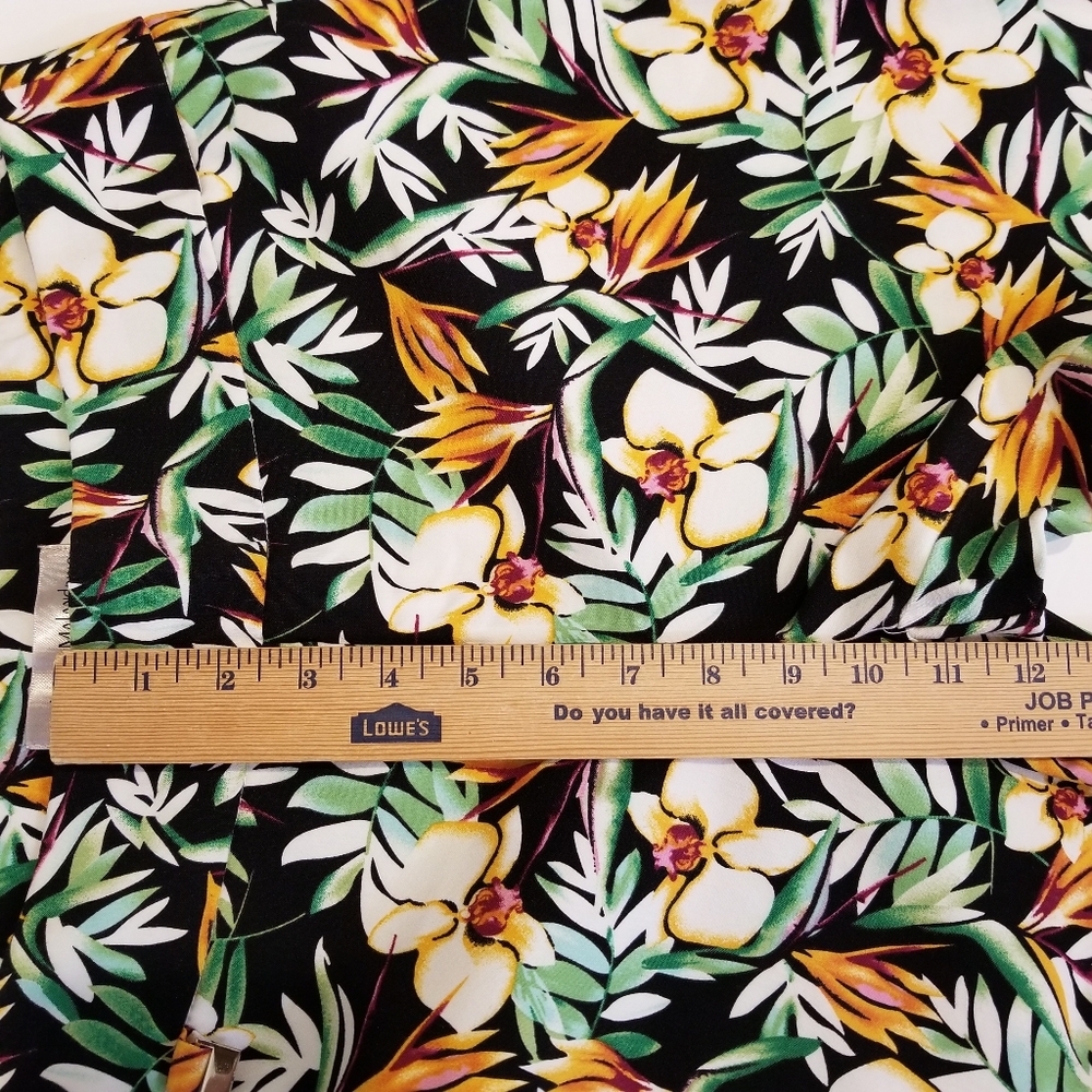 Catherine Malandrino Pants Women's Large Cropped Capri Multi Color Floral Hawaii - Picture 5 of 8
